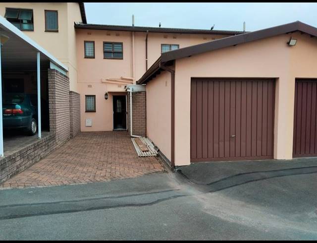 3 BEDROOM DUPLEX FOR SALE IN ESCOMBE